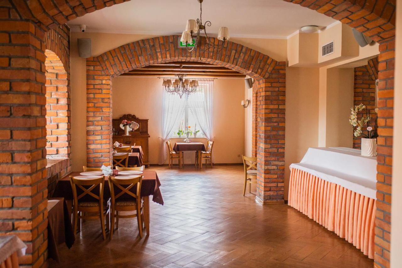 Hotel Przedzamcze Dzialdowo Eksteriør billede